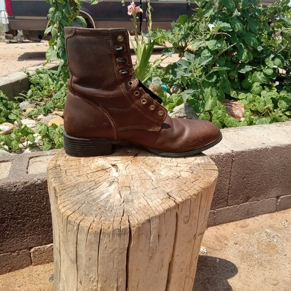 Ariat Boots style 10001988(32525) 4500115279 size 10.5D - Picture 5 of 10